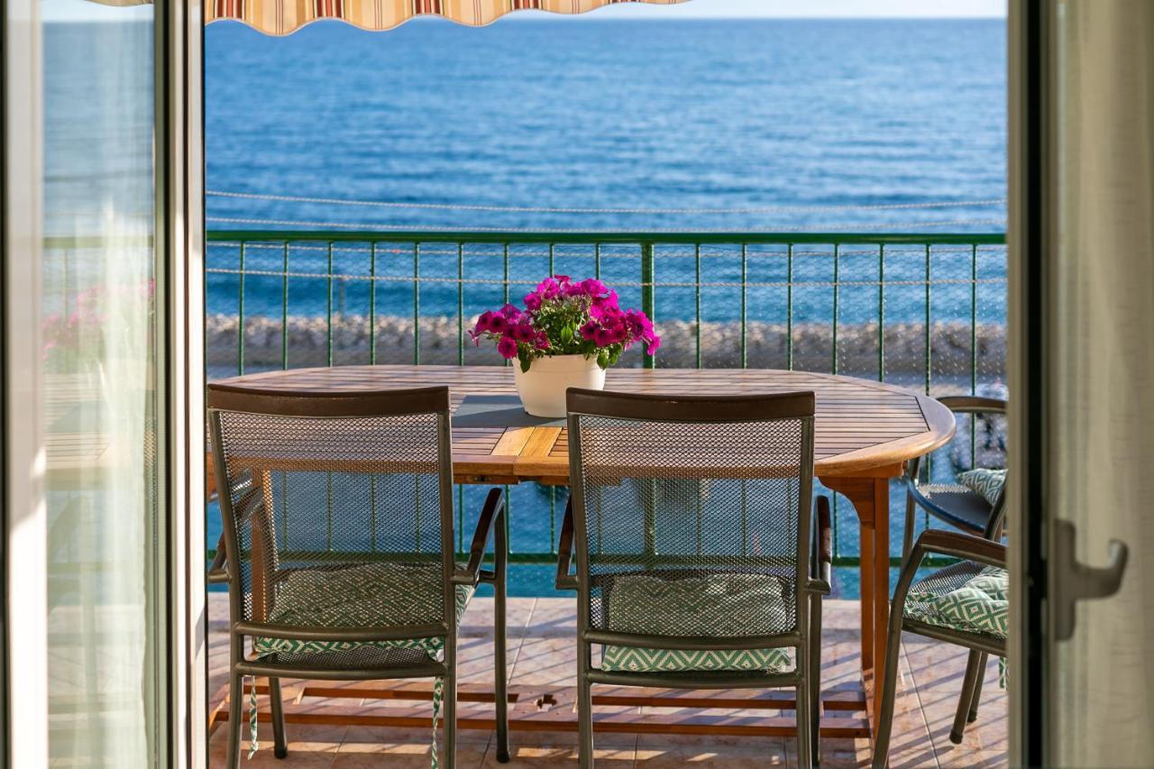 Apartment By The Sea Podgora Extérieur photo