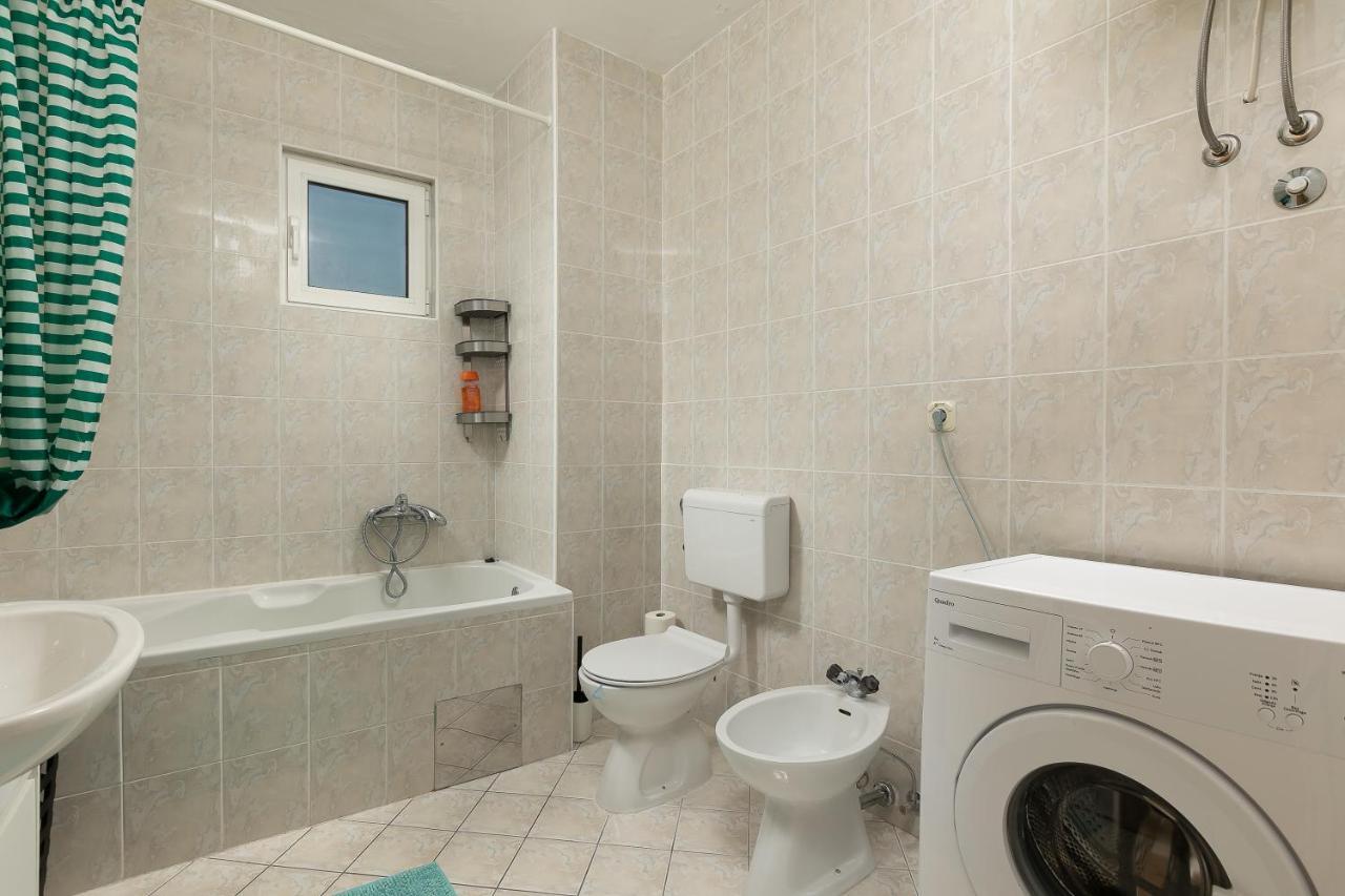 Apartment By The Sea Podgora Extérieur photo