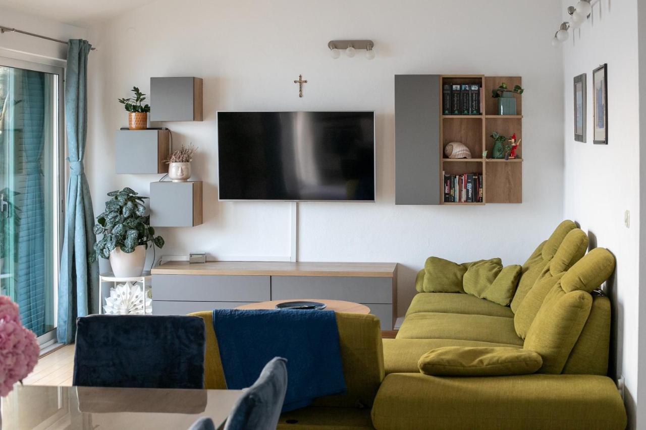 Apartment By The Sea Podgora Extérieur photo